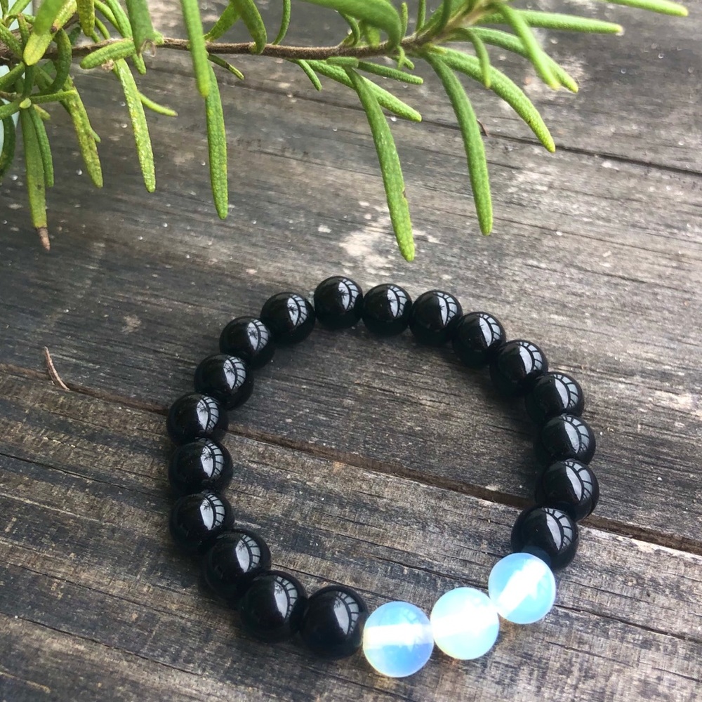 New Black Jasper And Moonstone Opal Bead Bracelet